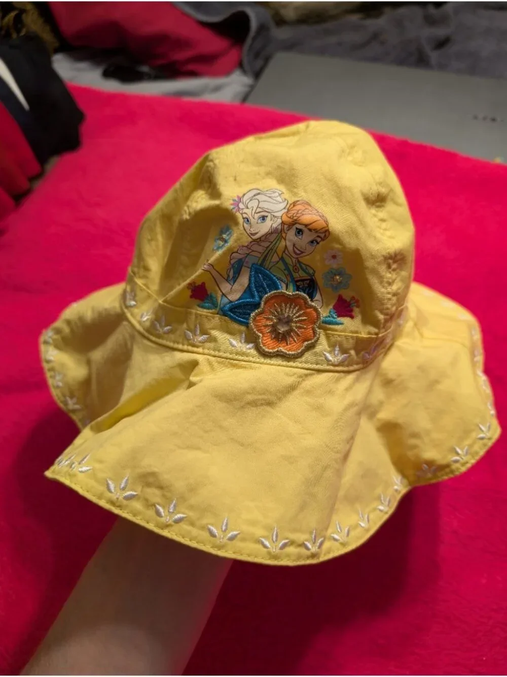 Disney Store Frozen Elsa Anna Yellow Bucket Sun Hat Girls Embroidered Flower